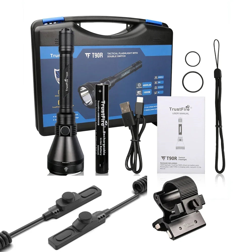 TORCIA T390 A LED KIT HUNTING LMNS SBT-90 4800 LM RICARICABILE AD ALTA POTENZA